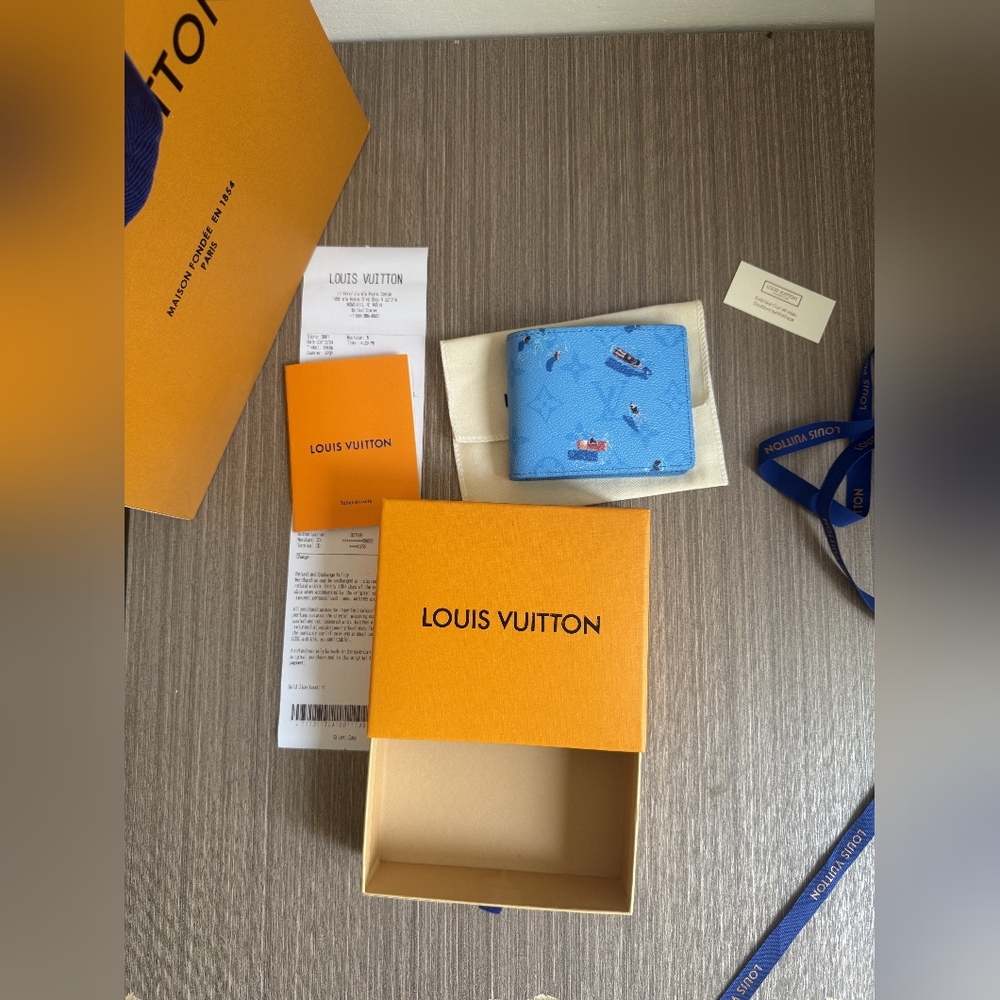 Louis Vuitton Slender Wallet